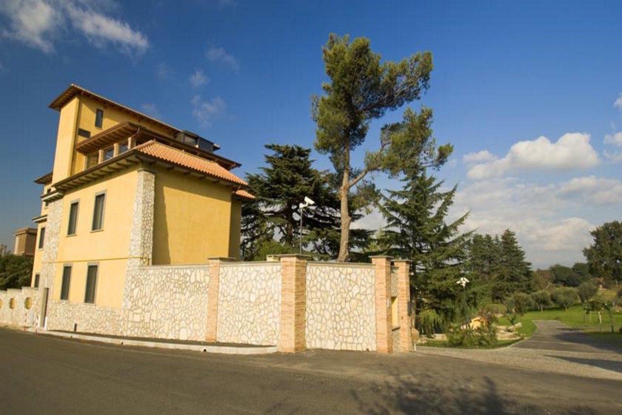 Green Hotel Poggio Regillo Frascati Luaran gambar